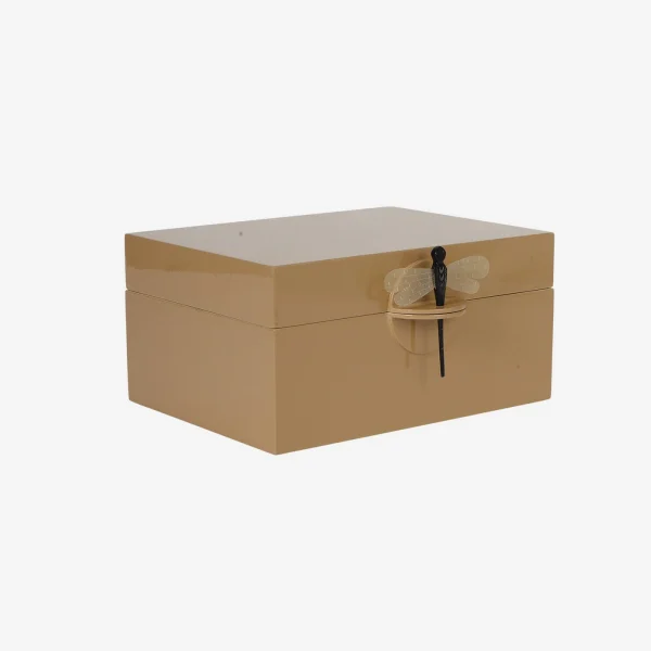 Lacquer Box w Rooms
